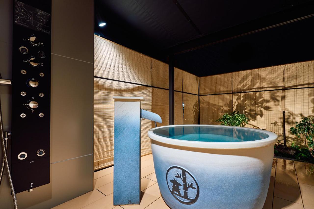 Konjakuso Osaka Tempozan "Ikesu" Projection M Apping Spa Konjakuso Osaka Tempozan "Takadoro" Wheel View Екстериор снимка